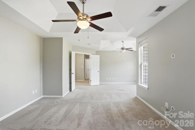 9213 Chastain Walk Drive, Charlotte, NC 28216