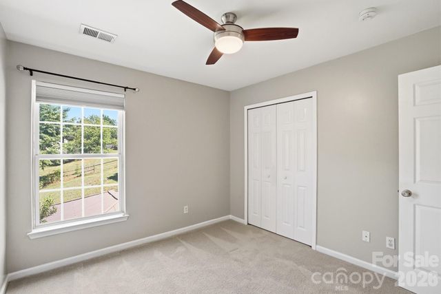 9213 Chastain Walk Drive, Charlotte, NC 28216