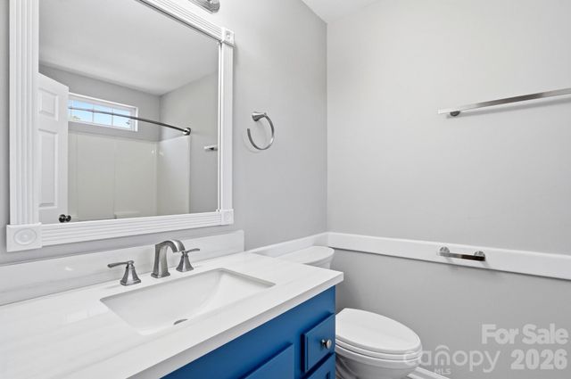 9213 Chastain Walk Drive, Charlotte, NC 28216