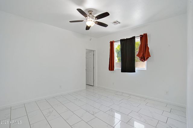 5802 S 42ND Avenue, Phoenix, AZ 85041