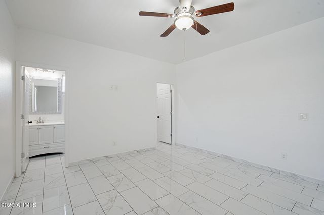 5802 S 42ND Avenue, Phoenix, AZ 85041