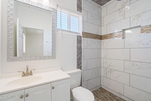 5802 S 42ND Avenue, Phoenix, AZ 85041