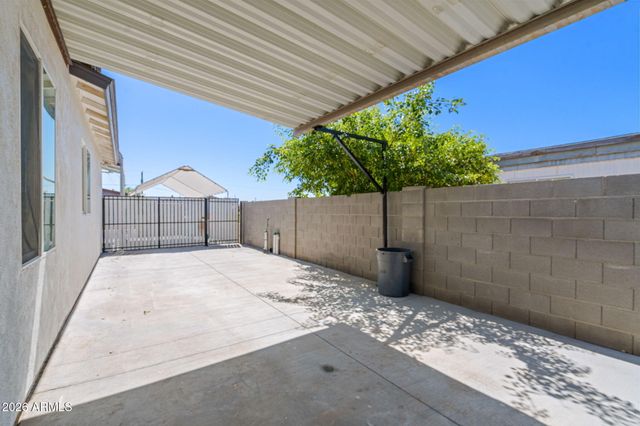 5802 S 42ND Avenue, Phoenix, AZ 85041