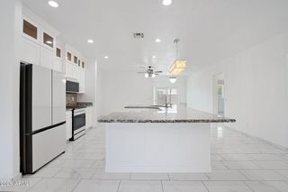 5802 S 42ND Avenue, Phoenix, AZ 85041