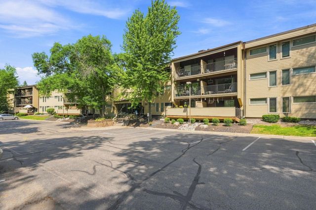 12600 Parkwood Drive 308, Burnsville, MN 55337