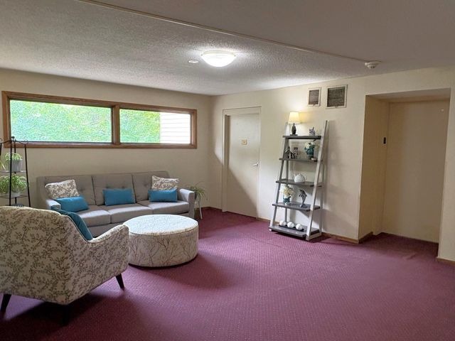 12600 Parkwood Drive 308, Burnsville, MN 55337