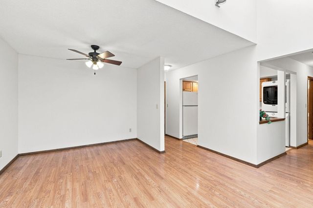 12600 Parkwood Drive 308, Burnsville, MN 55337