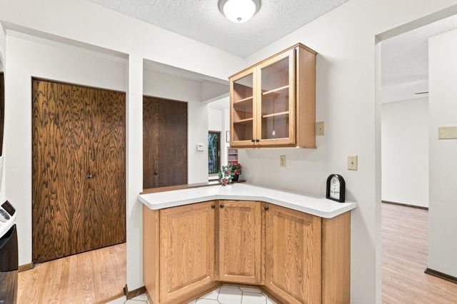 12600 Parkwood Drive 308, Burnsville, MN 55337