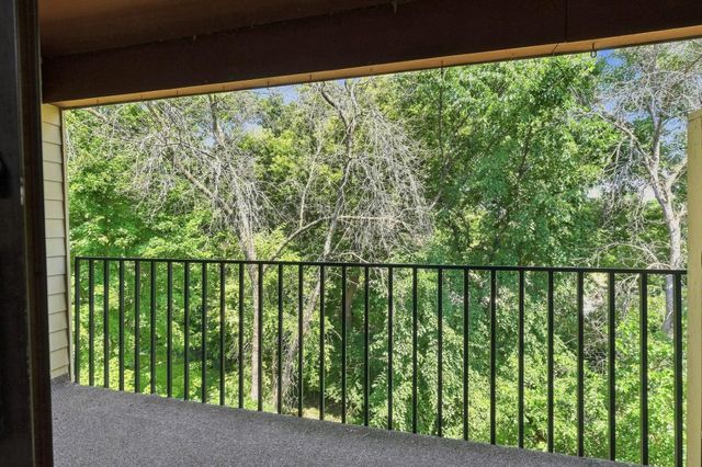 12600 Parkwood Drive 308, Burnsville, MN 55337