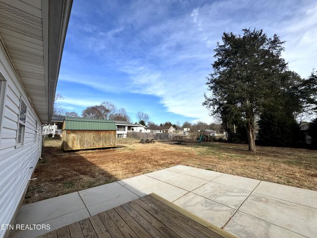 115 Spruce Lane, Kingston, TN 37763
