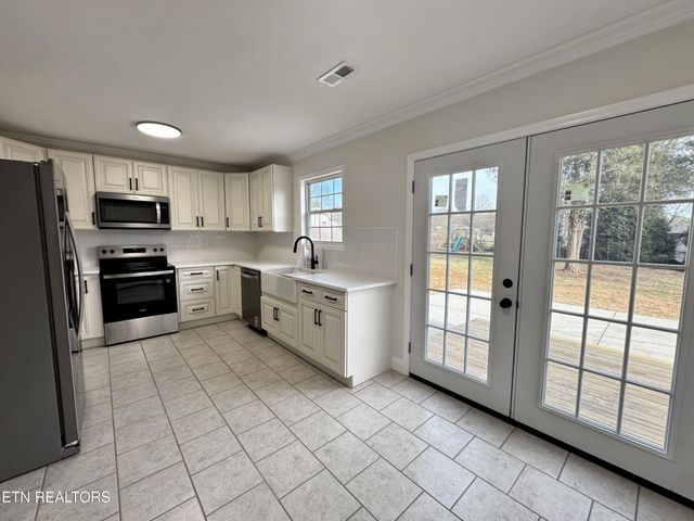 115 Spruce Lane, Kingston, TN 37763