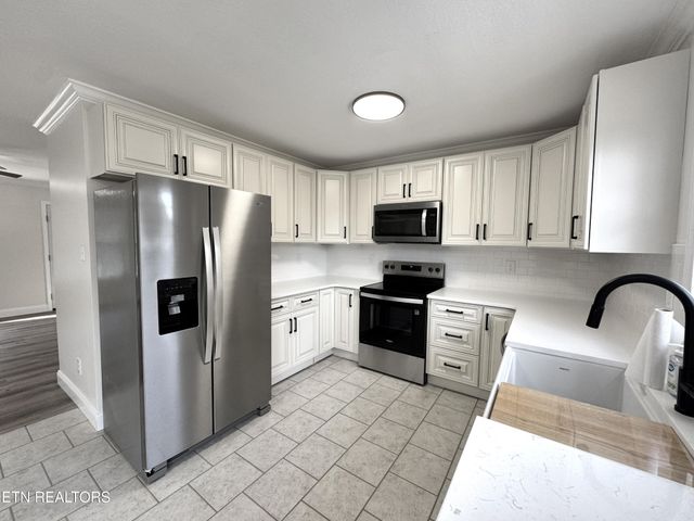 115 Spruce Lane, Kingston, TN 37763