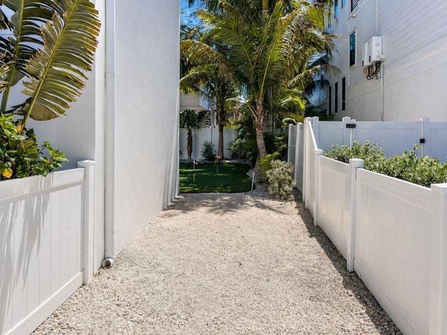 416 ALAMANDA ROAD, Anna Maria, FL 34216