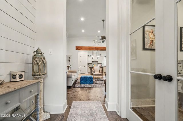 129 Beauchamp Lane, Lafayette, LA 70506