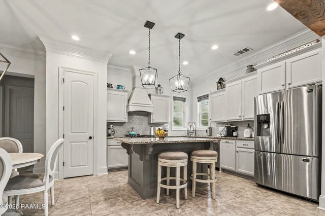 129 Beauchamp Lane, Lafayette, LA 70506