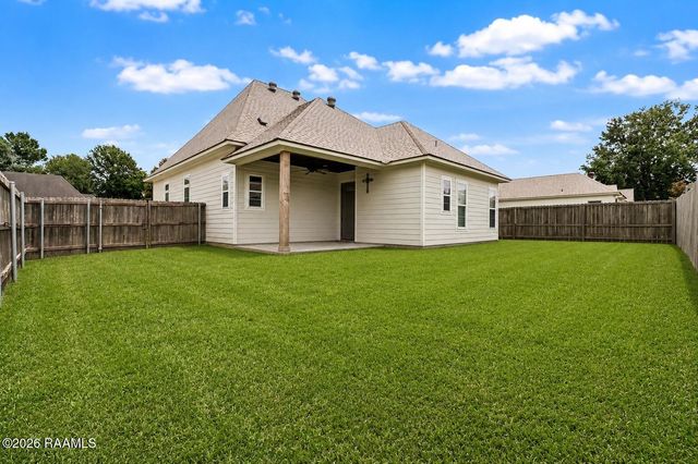 129 Beauchamp Lane, Lafayette, LA 70506
