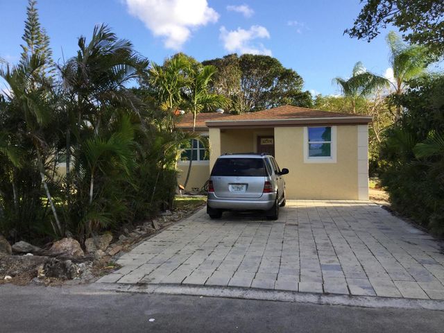 130 NW 5th Avenue, Boynton Beach, FL 33435