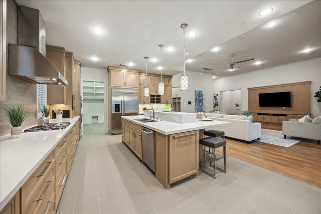 4615 Verone Street, Bellaire, TX 77401