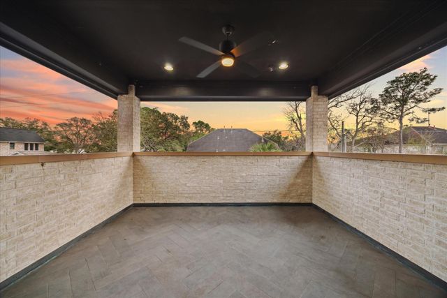 4615 Verone Street, Bellaire, TX 77401