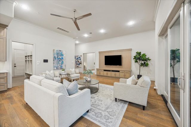 4615 Verone Street, Bellaire, TX 77401