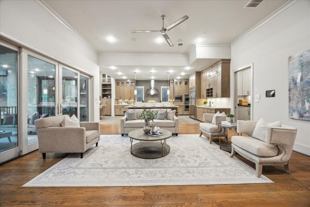 4615 Verone Street, Bellaire, TX 77401