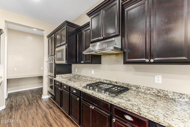 18136 W DEVONSHIRE Avenue, Goodyear, AZ 85395