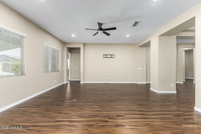 18136 W DEVONSHIRE Avenue, Goodyear, AZ 85395