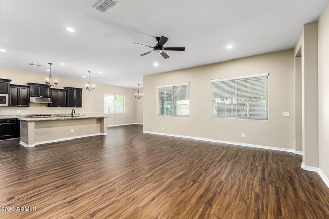 18136 W DEVONSHIRE Avenue, Goodyear, AZ 85395