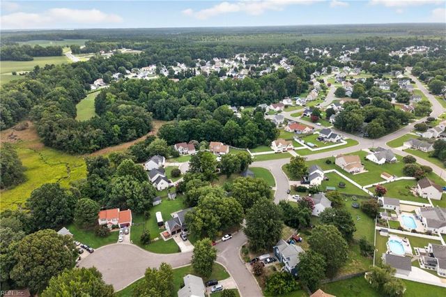 302 Carriage CT, Suffolk, VA 23434