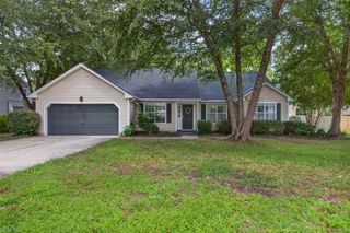 302 Carriage CT, Suffolk, VA 23434