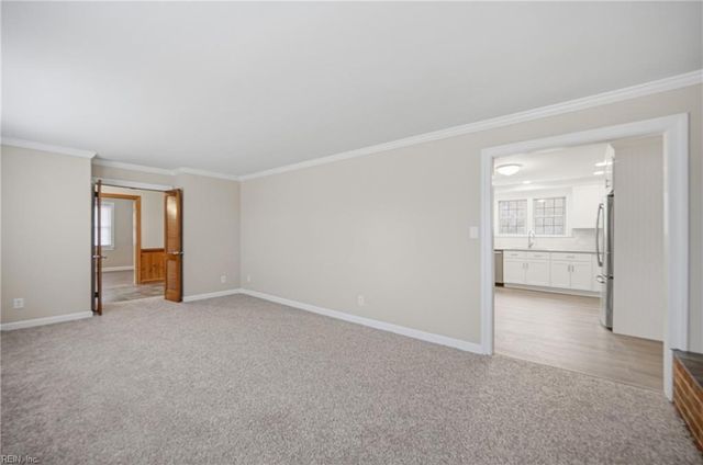 400 Beauregard DR, Chesapeake, VA 23322