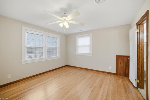 400 Beauregard DR, Chesapeake, VA 23322