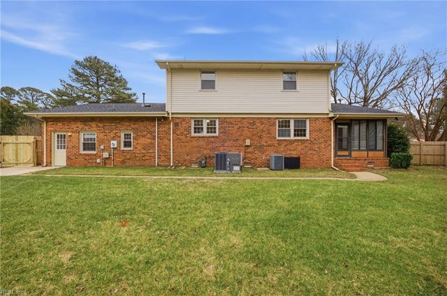 400 Beauregard DR, Chesapeake, VA 23322