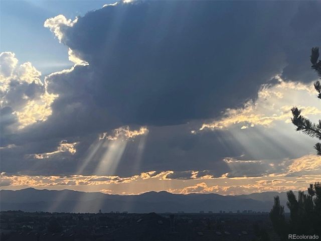 23940 E Easter Pl, Aurora, CO 80016