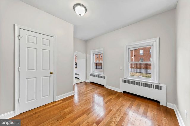 2004 W 9TH ST, Wilmington, DE 19805