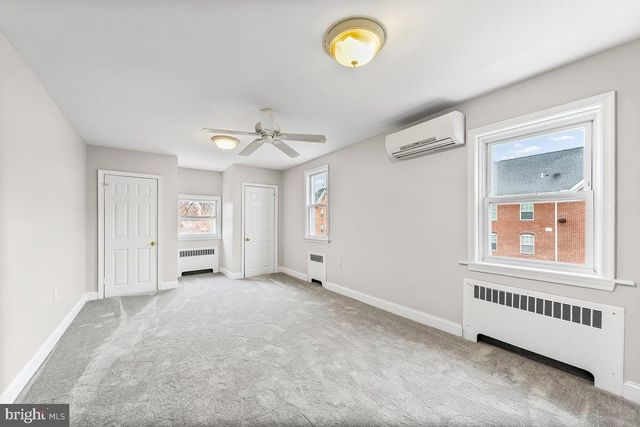 2004 W 9TH ST, Wilmington, DE 19805