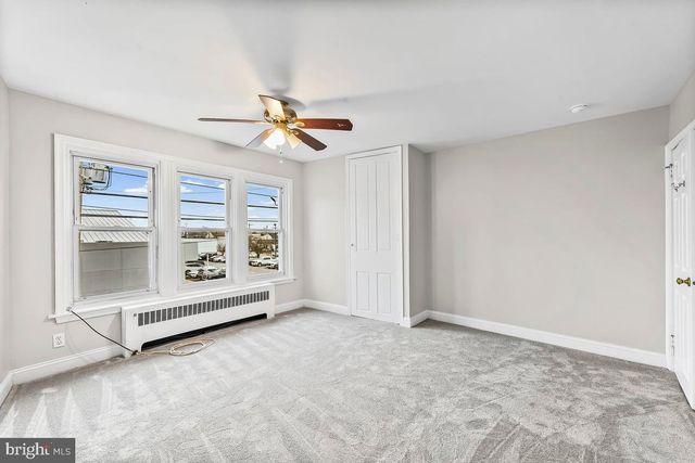 2004 W 9TH ST, Wilmington, DE 19805