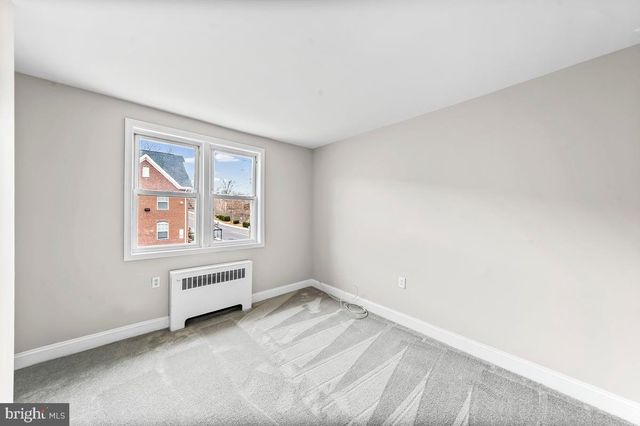 2004 W 9TH ST, Wilmington, DE 19805