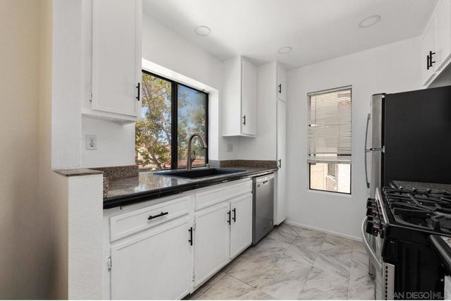8444 New Salem St 14, San Diego, CA 92126