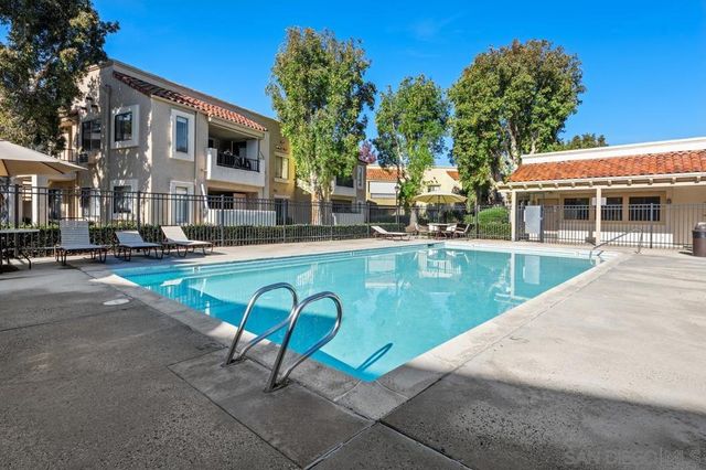 8444 New Salem St 14, San Diego, CA 92126