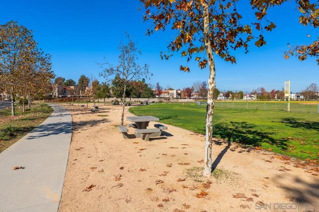 8444 New Salem St 14, San Diego, CA 92126
