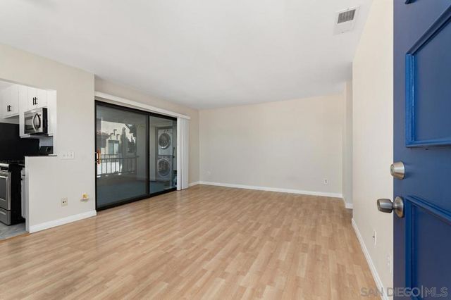 8444 New Salem St 14, San Diego, CA 92126