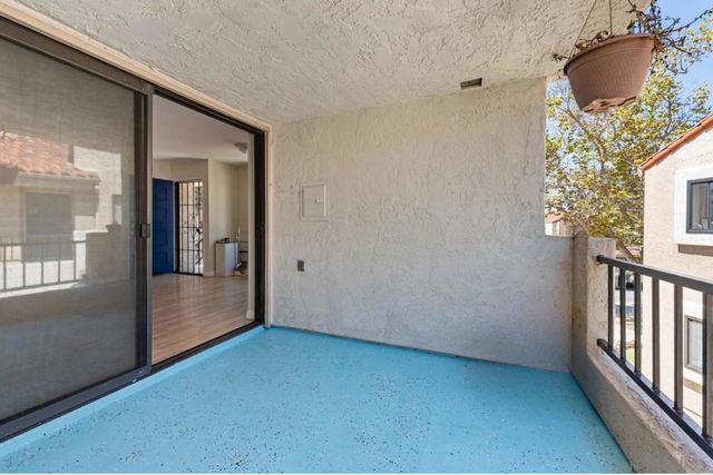 8444 New Salem St 14, San Diego, CA 92126