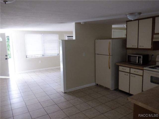 2 Esskay Street, Beverly Hills, FL 34465