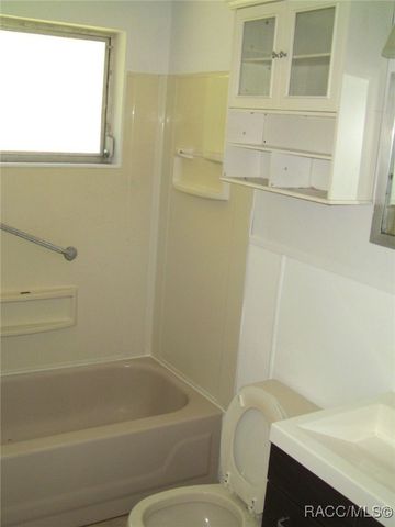 2 Esskay Street, Beverly Hills, FL 34465