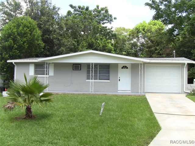 2 Esskay Street, Beverly Hills, FL 34465