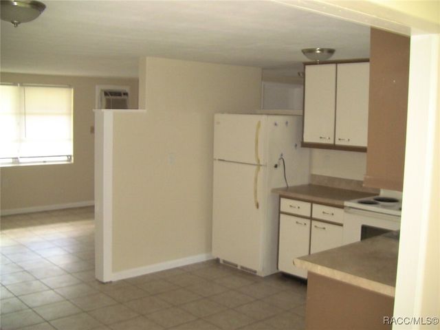 2 Esskay Street, Beverly Hills, FL 34465