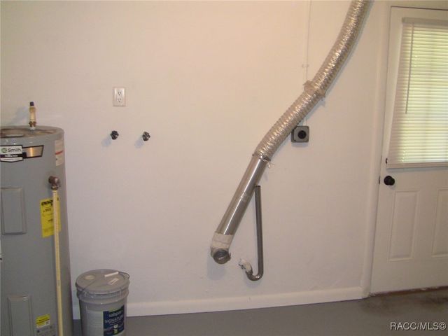 2 Esskay Street, Beverly Hills, FL 34465