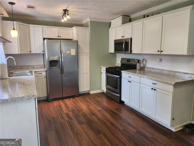 1804 Spring Valley Circle, Griffin, GA 30223