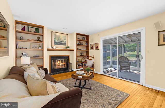 1105 BOUCHER AVE, Annapolis, MD 21403
